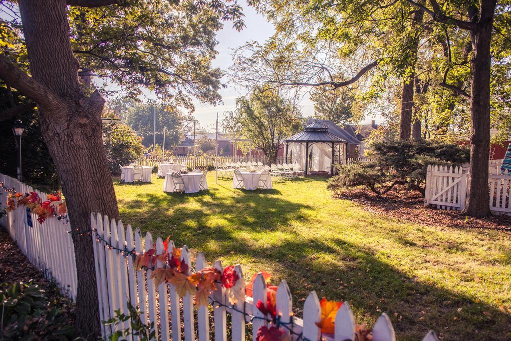 Silver Heart Inn & Cottages Independence Exterior photo